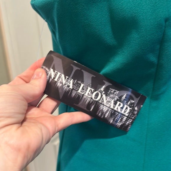 NWT Nina Leonard Sz Large Kelly Green Crepe (?) Sheath Shift Dress - Picture 5 of 7